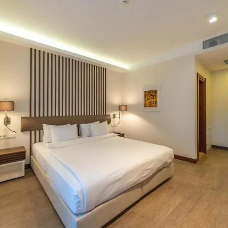 Spektr Boutique 3*